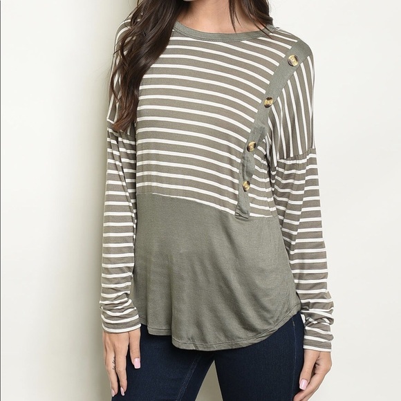 Sage Green Top - Picture 2 of 3